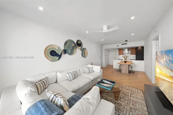 $4,700 | 3020 Northeast 32nd Avenue, Unit 612, Fort Lauderdale, FL 33308
