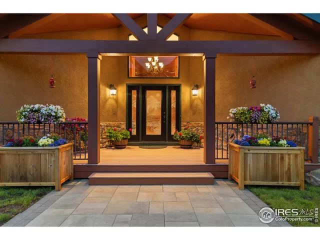 a view of outdoor space and dining room