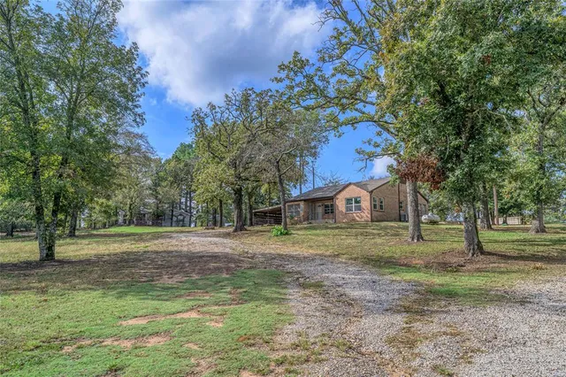 $1,950 | 531 Coe Road, Denison, TX 75021