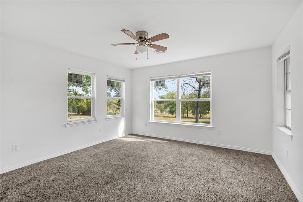 531 Coe Road Denison, TX 75021 - Photo 10 of 28