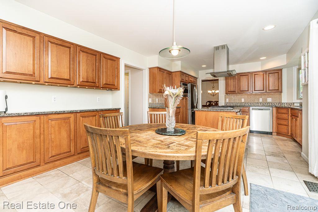 1771 Quincy Drive Rochester Hills, MI 48306 - Photo 12 of 30