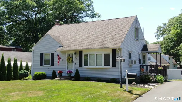 $304,900 | 30 Sidor Drive, Enfield, CT 06082