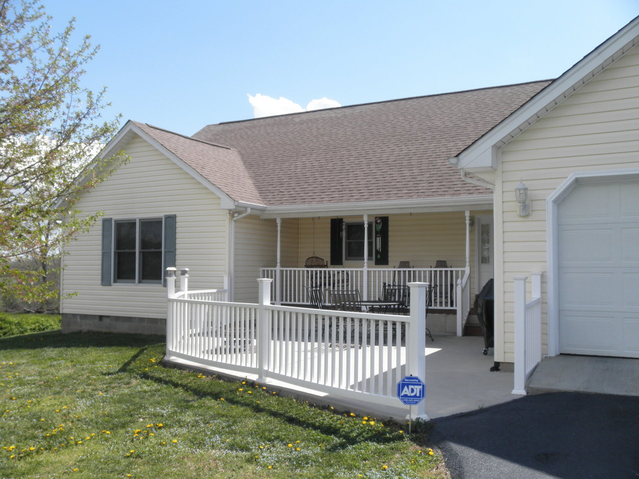 9316 Stewartsville Road Moneta, VA 24121 - Photo 3 of 34 a front view of house with deck