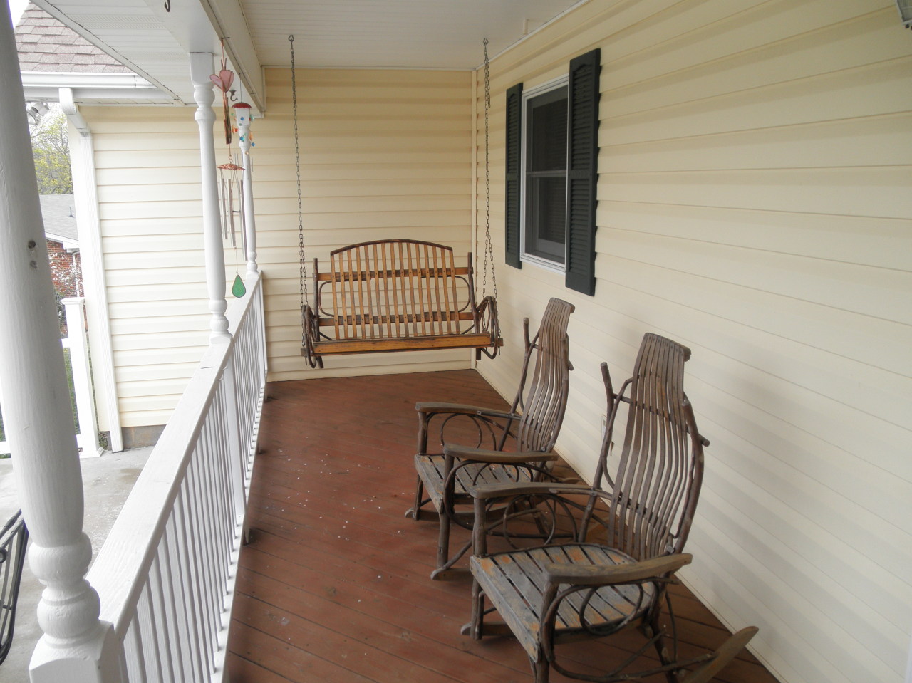 9316 Stewartsville Road Moneta, VA 24121 - Photo 5 of 34 a view of a hallway with seating area