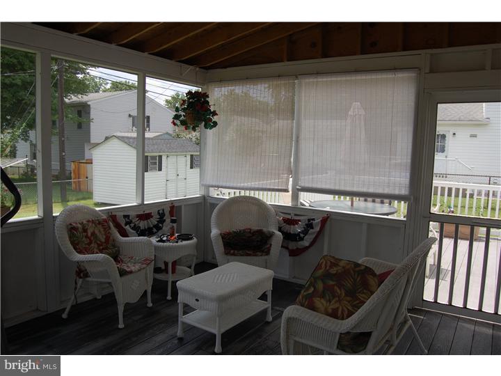 1008 Edgerton Road Secane, PA 19018 - Photo 14 of 18 Deck