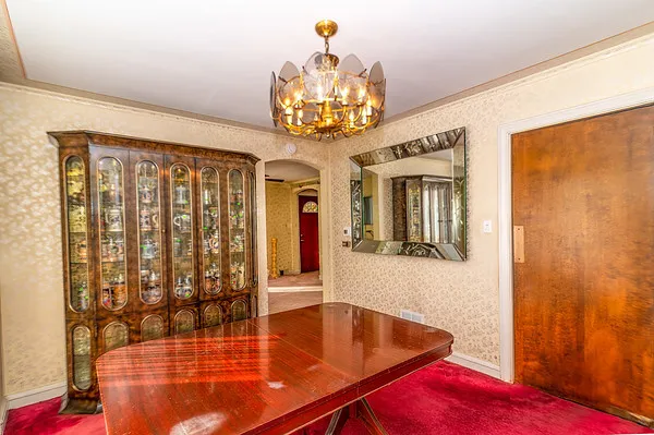 $340,000 | 1801 73rd Avenue, Elmwood Park, IL 60707