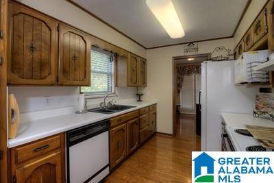 1930 Virginia Lane Bessemer, AL 35023 - Photo 3 of 36
