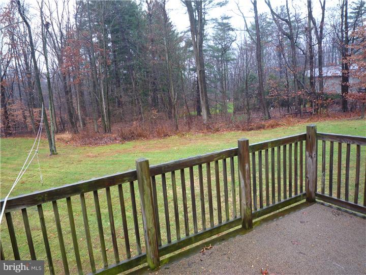 149 Cambridge Road Coatesville, PA 19320 - Photo 6 of 24 Deck