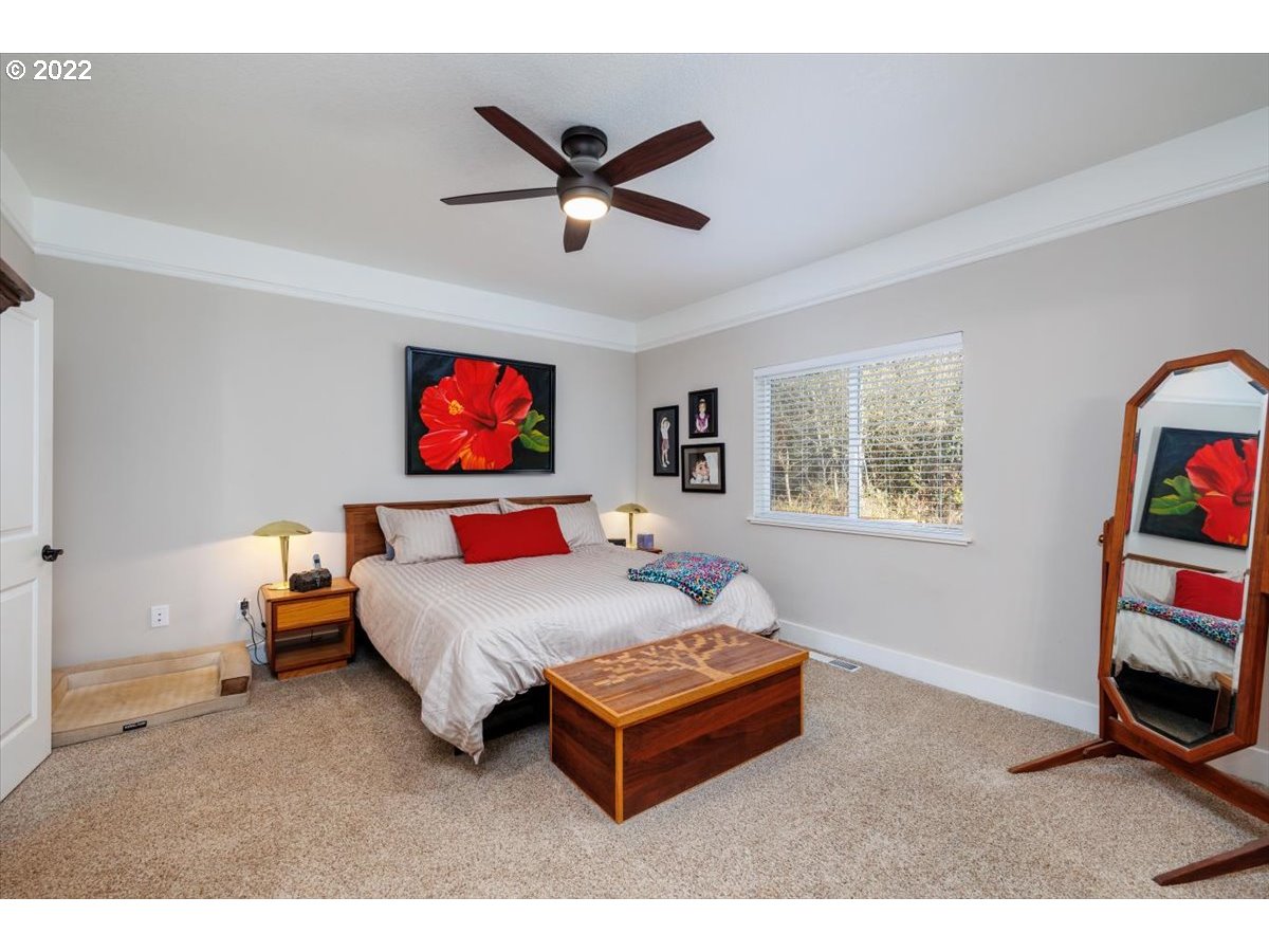69030 Wasser Road Rainier, OR 97048 - Photo 13 of 31 Bedroom, Owner's Suite