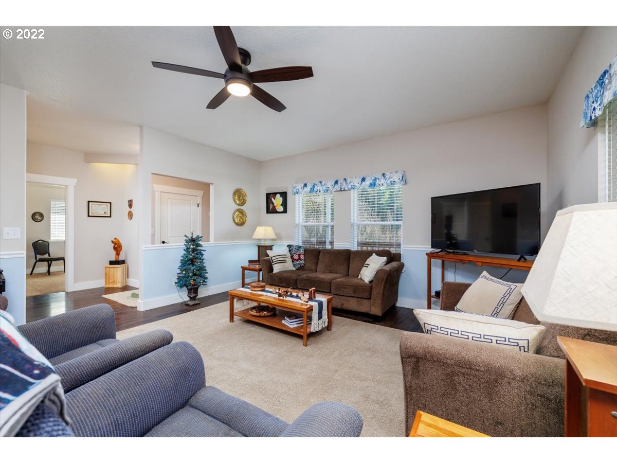 69030 Wasser Road Rainier, OR 97048 - Photo 5 of 31