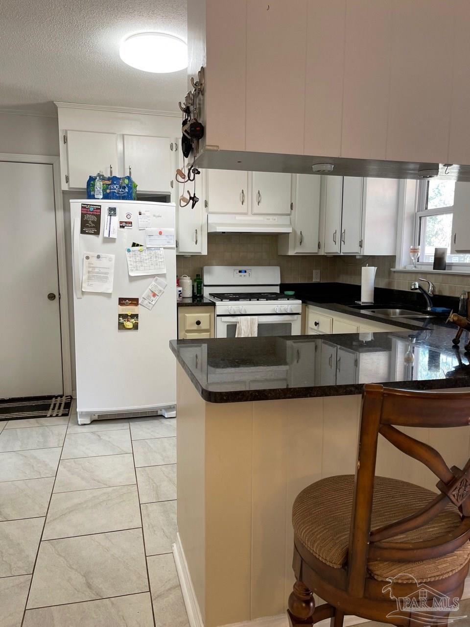 7640 Chesterfield Road Pensacola, FL 32506 - Photo 4 of 13