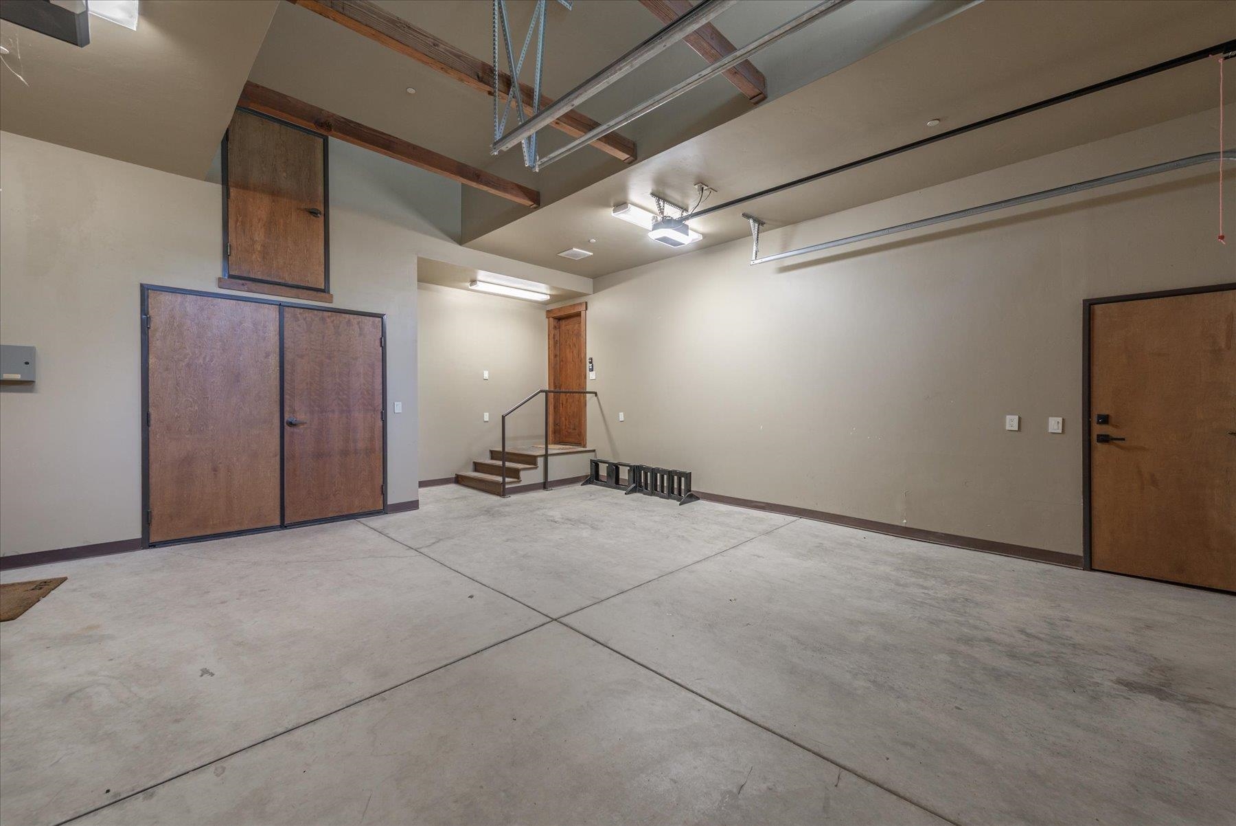 14053 Trailside Loop Truckee, CA 96161 - Photo 21 of 21 a view of a hallway with a room