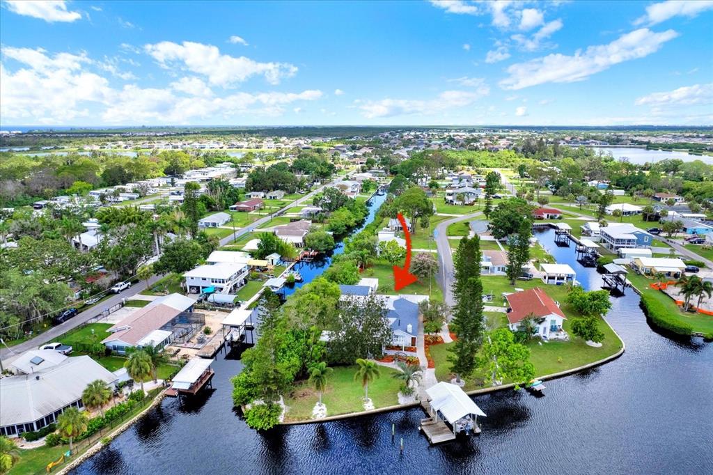 102 West North Branch Road Ruskin, FL 33570 - Photo 6 of 50