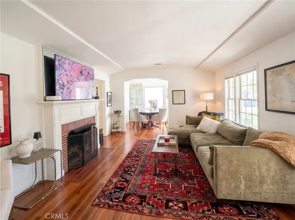 $7,000 | 4332 Sunnyslope Avenue, Sherman Oaks, CA 91423