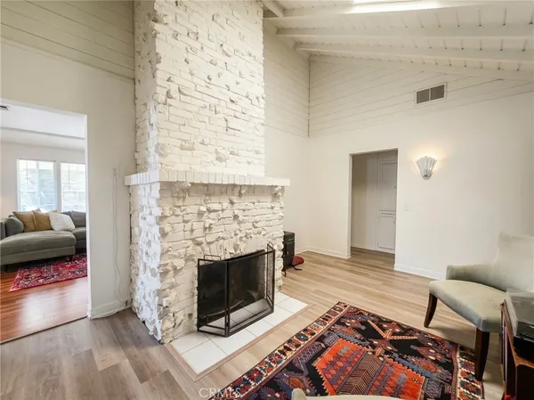 $7,000 | 4332 Sunnyslope Avenue, Sherman Oaks, CA 91423