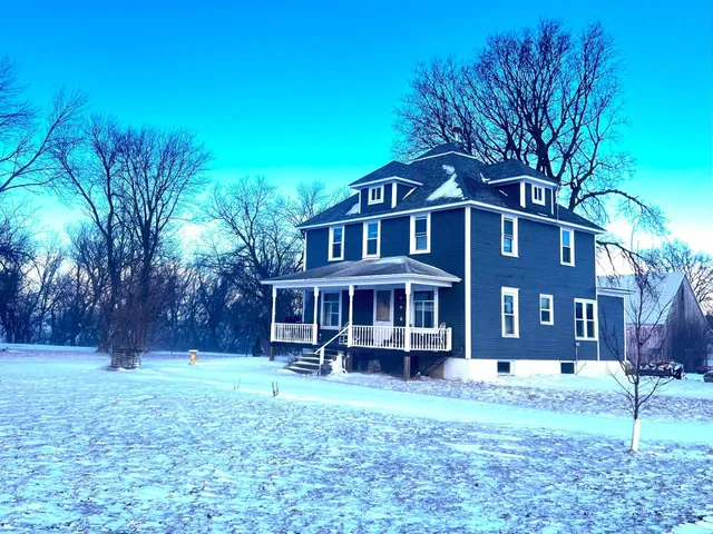 $225,000 | 1668 150th Avenue, Fairmont, MN 56031