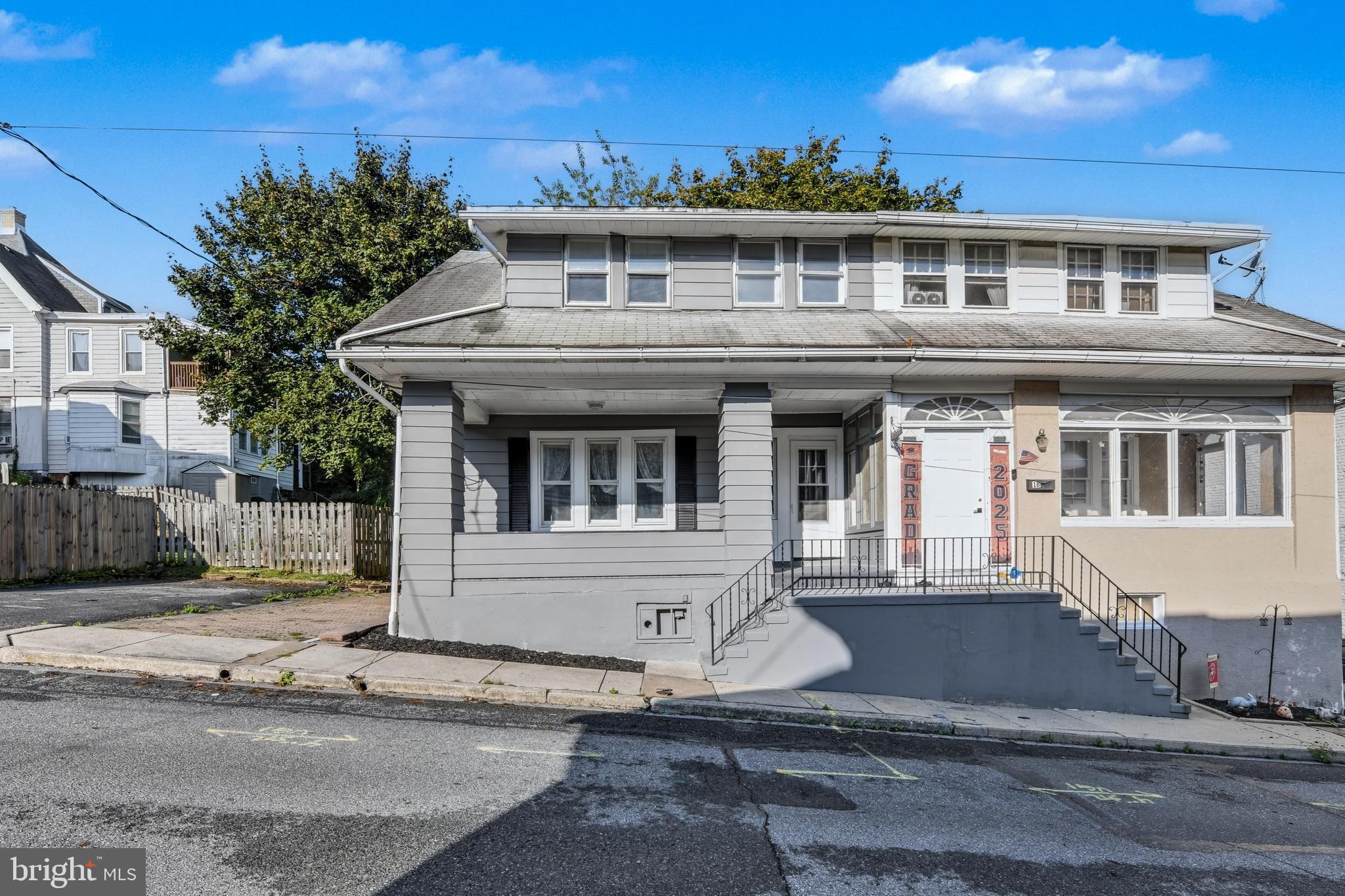 20 Pennwyn Terrace Reading, PA 19606 - Photo 16 of 16 front view of house