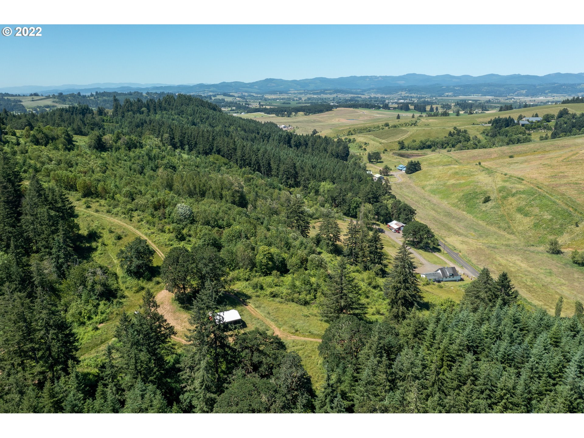 19870 Northeast Laughlin Road Yamhill, OR 97148 - Photo 4 of 24 Gallery Image 4