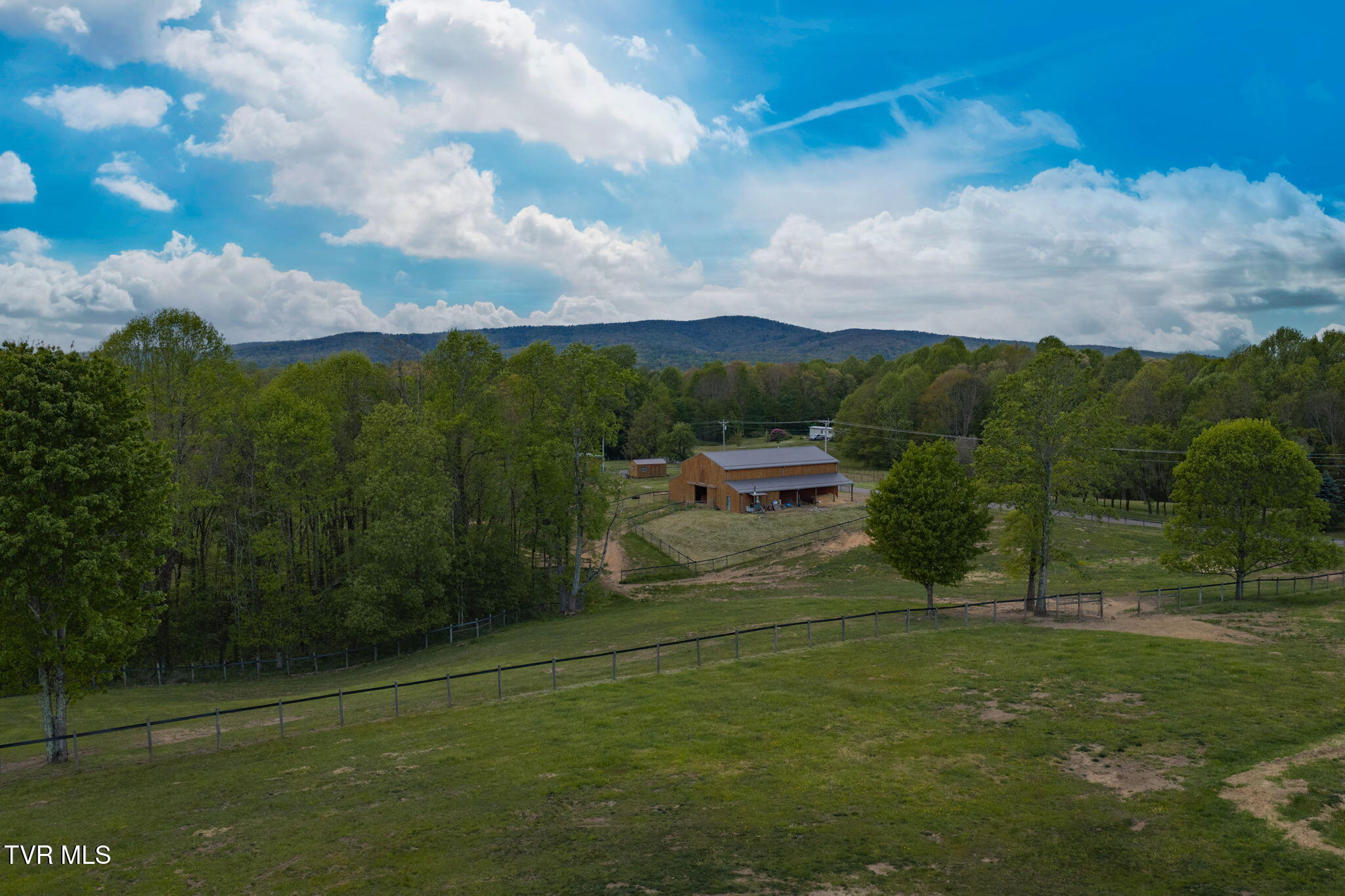 2835 Cross Mountain Road Shady Valley, TN 37688 - Photo 96 of 104 017