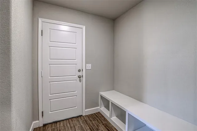 $547,450 | 25371 West 84th Street, Lenexa, KS 66227