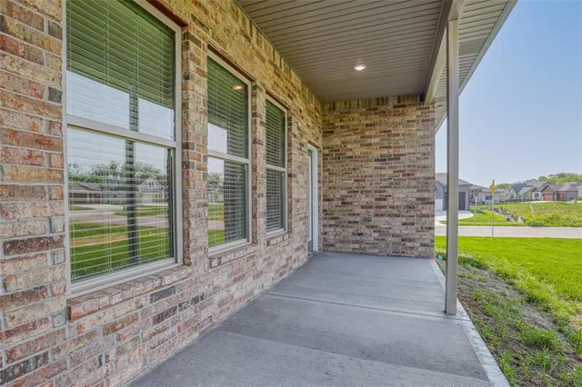 $547,450 | 25371 West 84th Street, Lenexa, KS 66227
