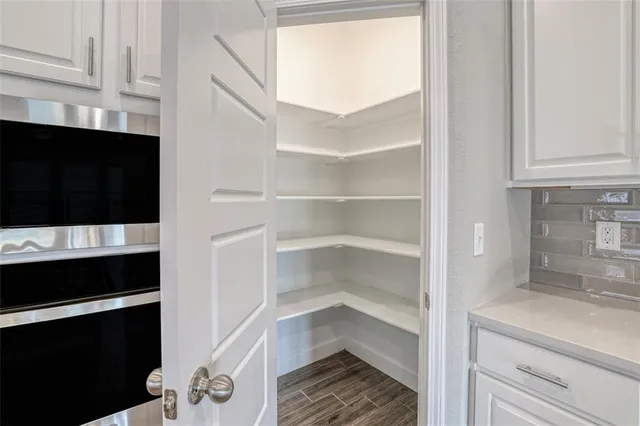 $547,450 | 25371 West 84th Street, Lenexa, KS 66227