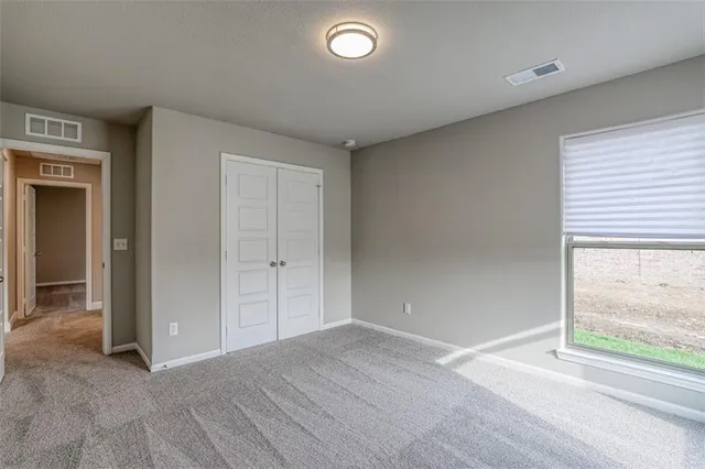 $547,450 | 25371 West 84th Street, Lenexa, KS 66227