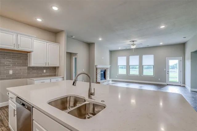 $547,450 | 25371 West 84th Street, Lenexa, KS 66227