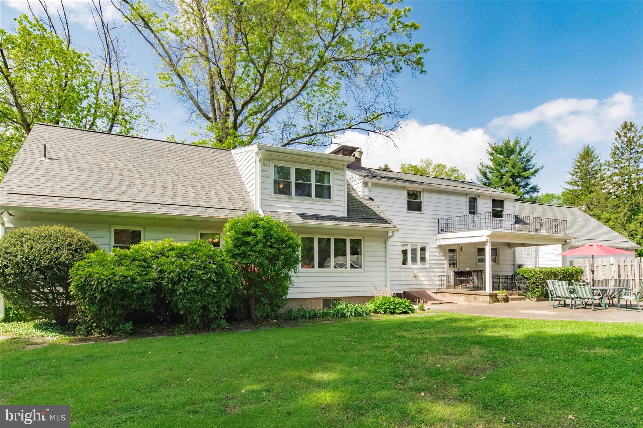 1457 Holcomb Road Huntingdon Valley, PA 19006 - Photo 3 of 47 Exterior Rear