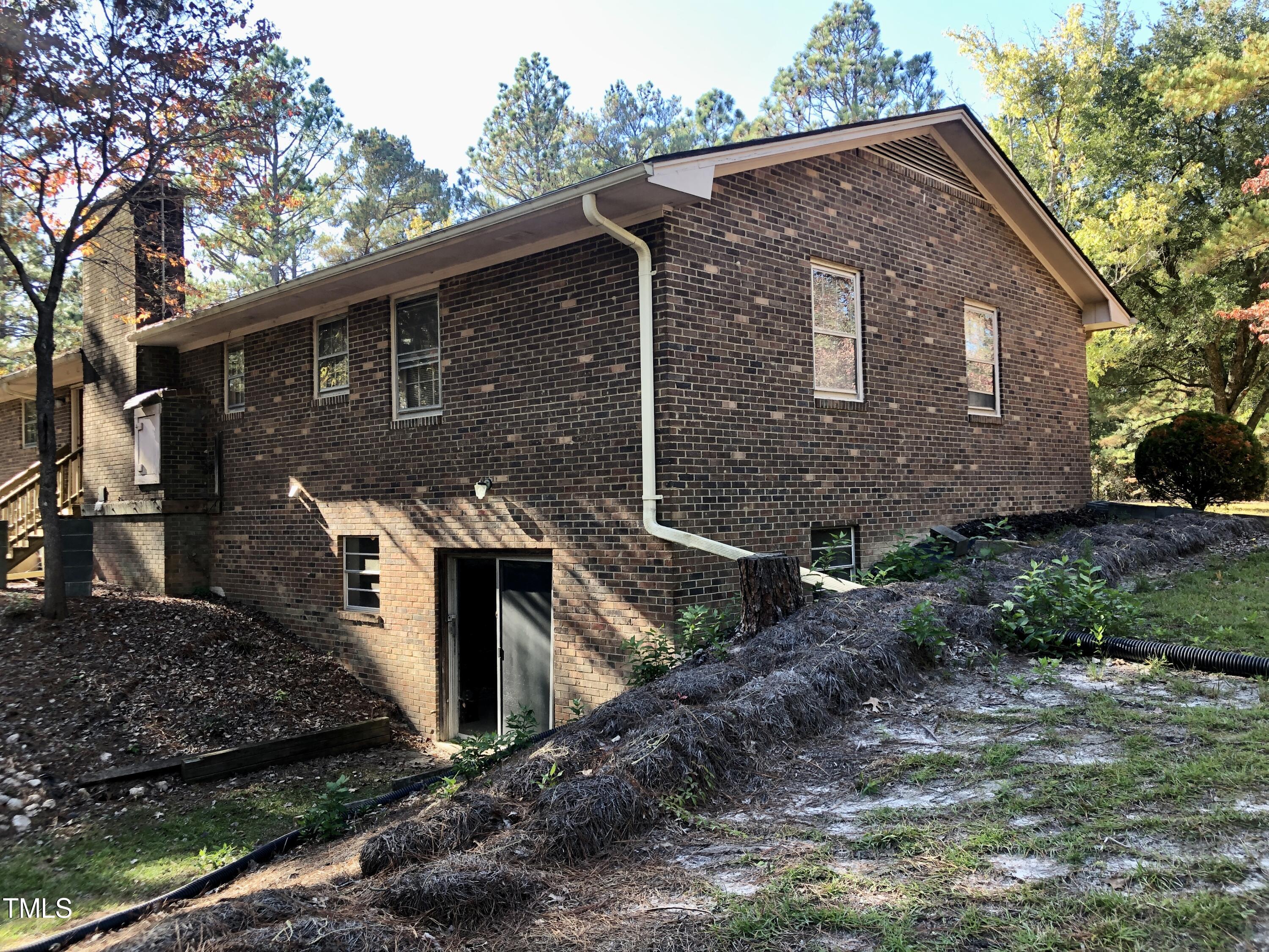 376 Hennings Drive Vass, NC 28394 - Photo 7 of 23 5D7C97A7-5538-42EF-9CBC-C5A330F3CB84_1_2