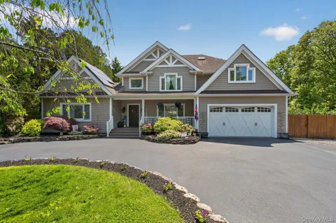 $1,329,000 | 322 Rose Lane, Smithtown, NY 11787