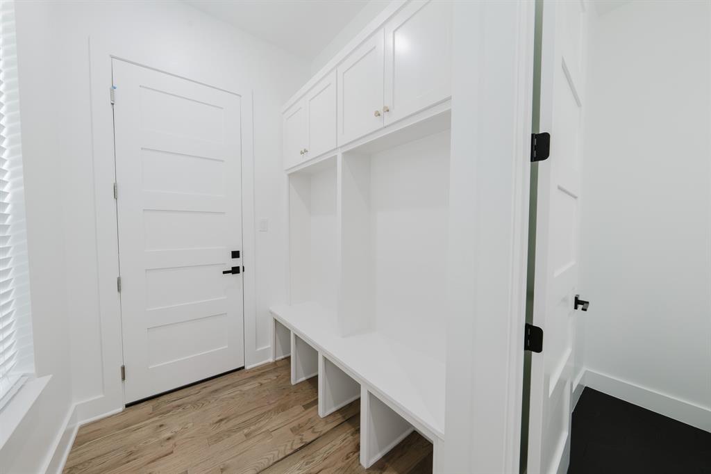 9842 Webb Chapel Road Dallas, TX 75220 - Photo 20 of 23 Gallery Image 20