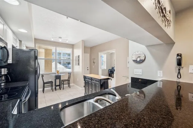 $374,990 | 960 Starkey Road, Unit 5303, Largo, FL 33771