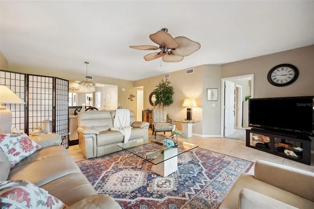 $374,990 | 960 Starkey Road, Unit 5303, Largo, FL 33771