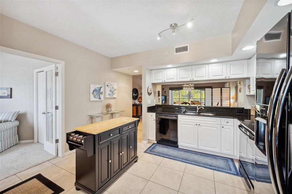 960 Starkey Road, Unit 5303 Largo, FL 33771 - Photo 7 of 56