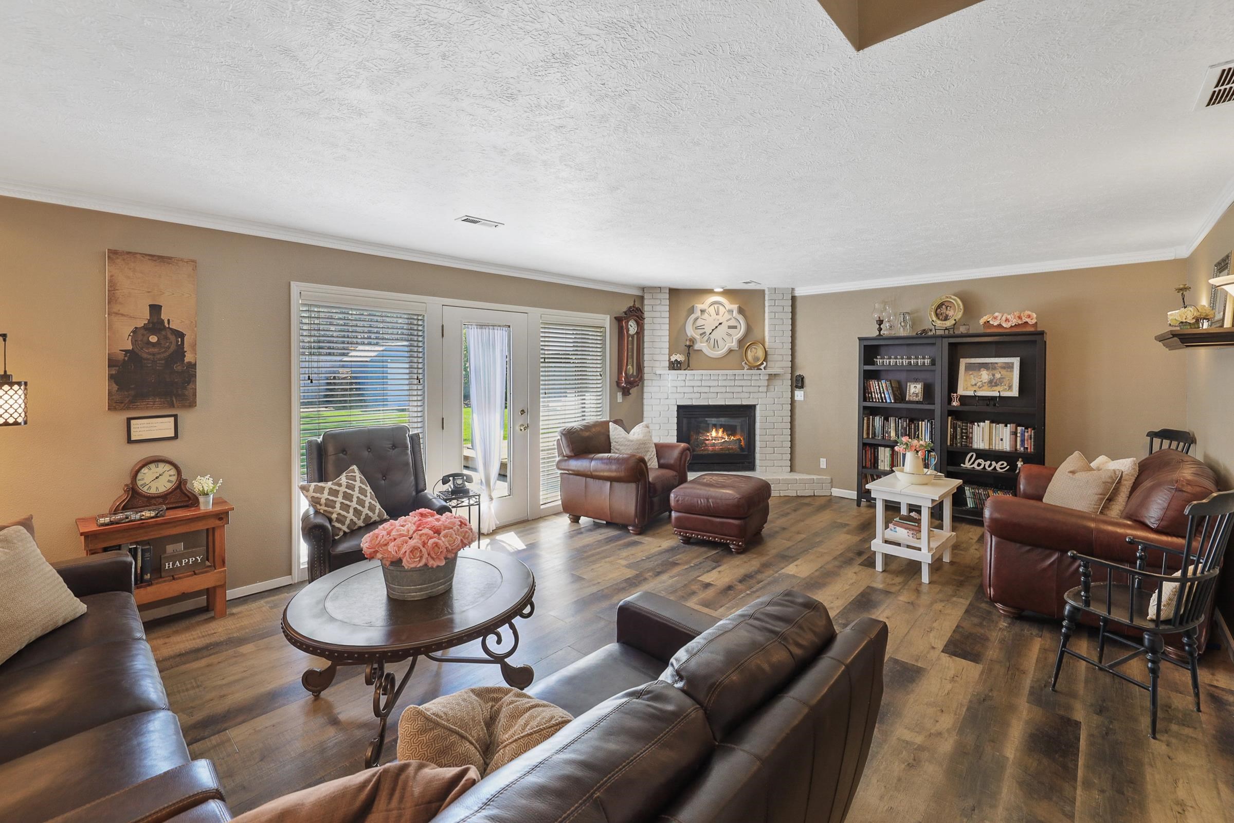 524 East Midway Road Colbert, WA 99005 - Photo 14 of 24