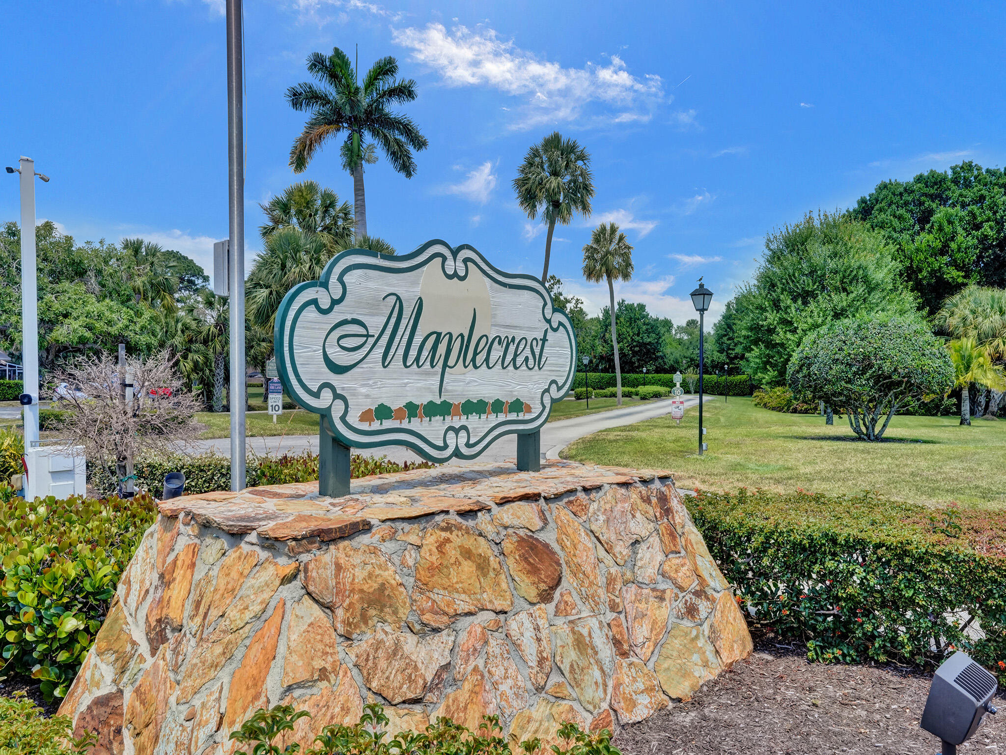 313 Maplecrest Circle Jupiter, FL 33458 - Photo 29 of 30 DSC03624