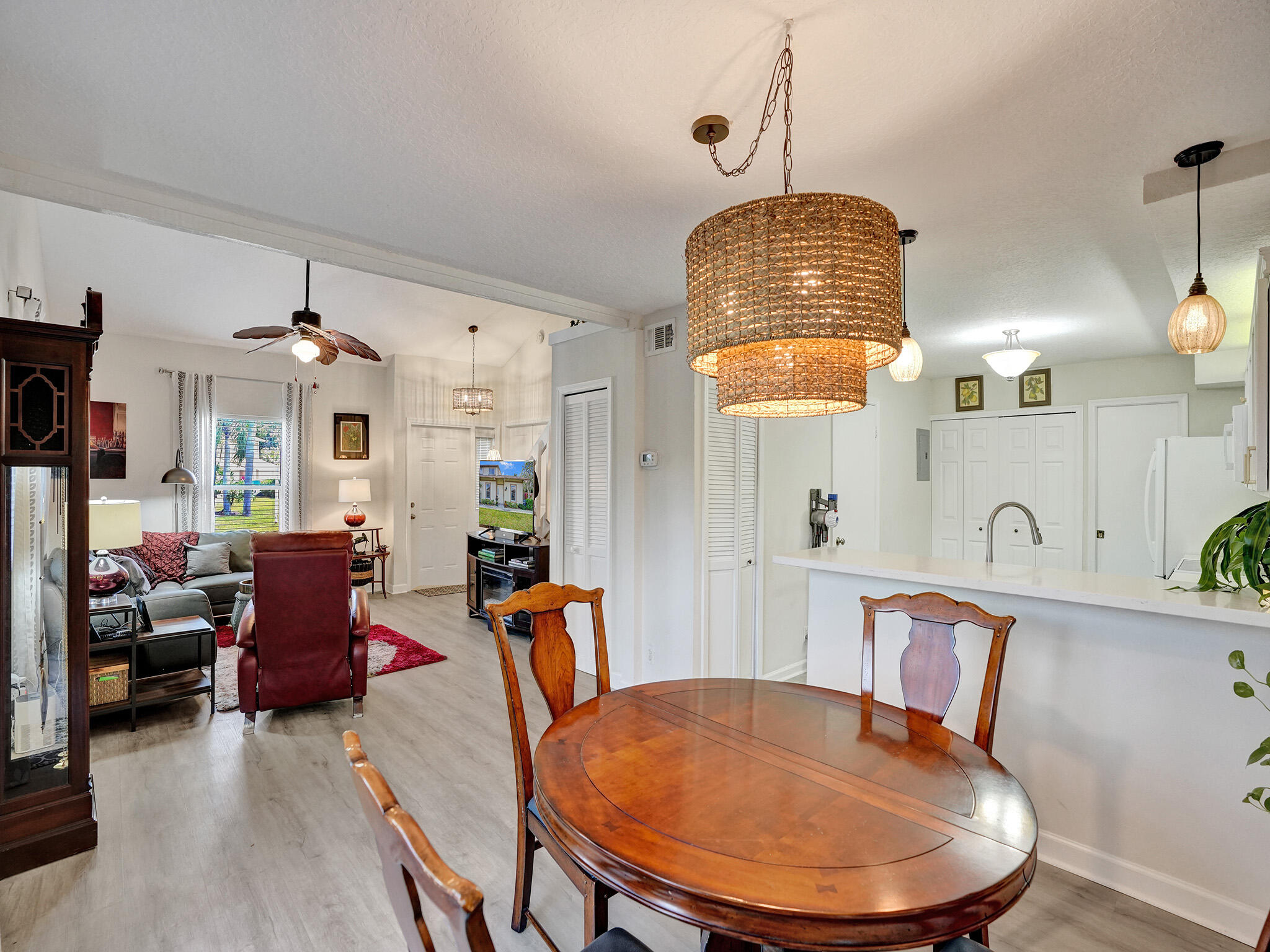 313 Maplecrest Circle Jupiter, FL 33458 - Photo 9 of 30 Great Room