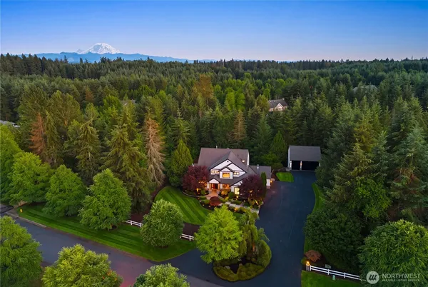$2,350,000 | 22439 Southeast 313 Th Place, Black Diamond, WA 98010