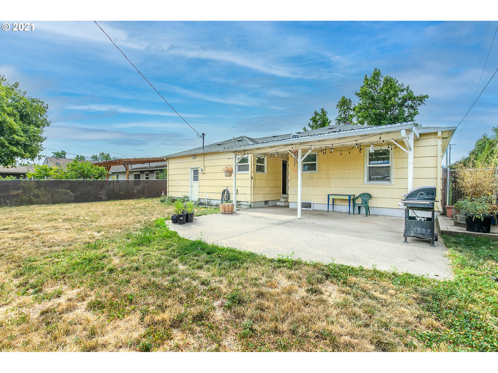 1390 M Street Springfield, OR 97477 - Photo 29 of 32