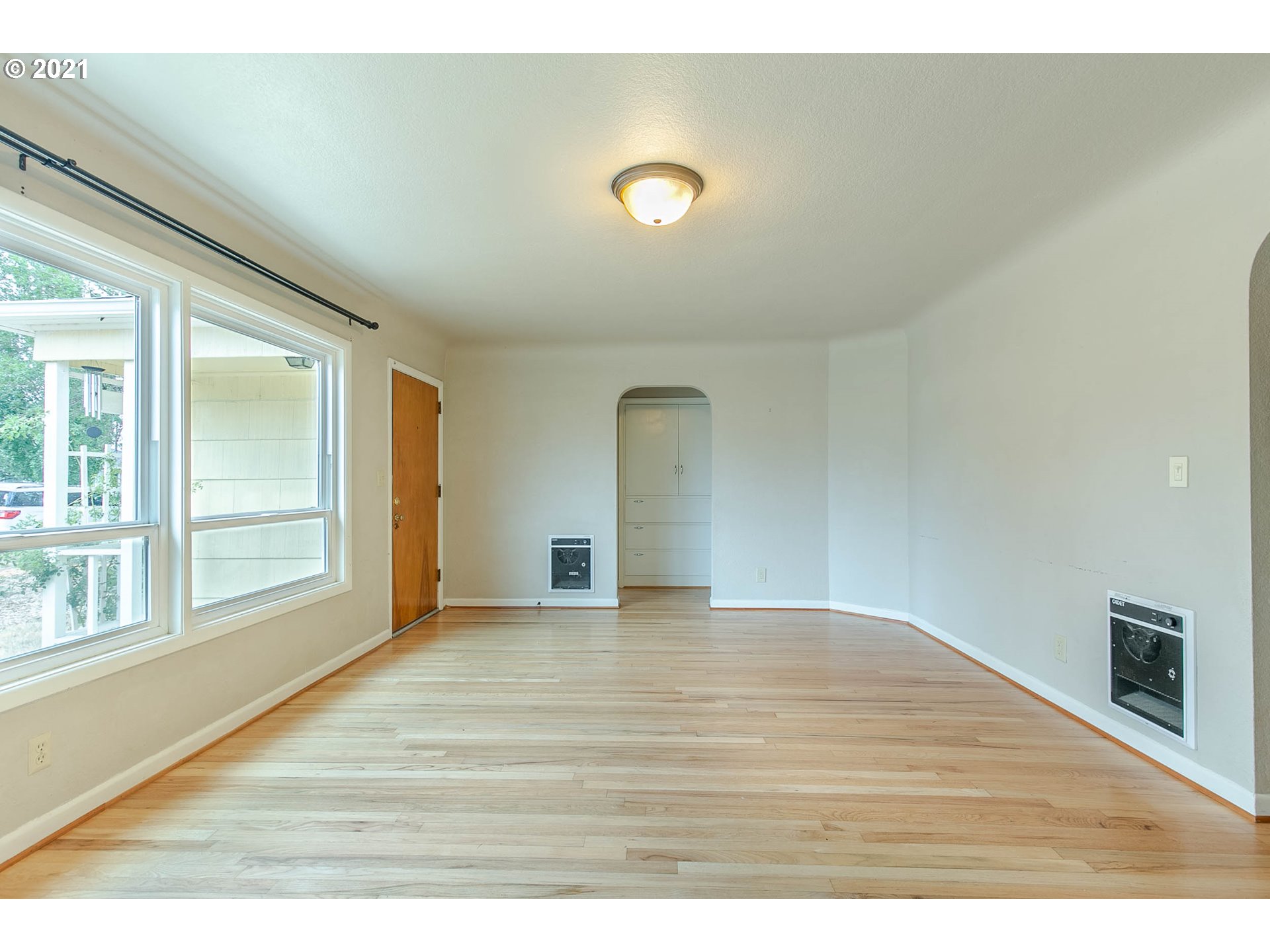 1390 M Street Springfield, OR 97477 - Photo 5 of 32