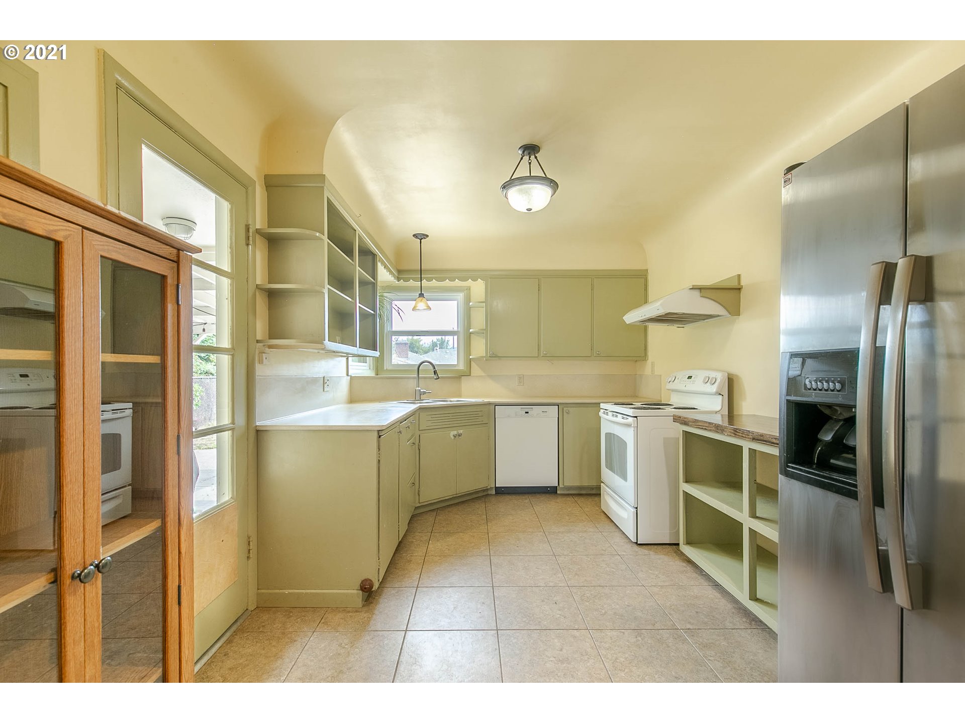 1390 M Street Springfield, OR 97477 - Photo 10 of 32