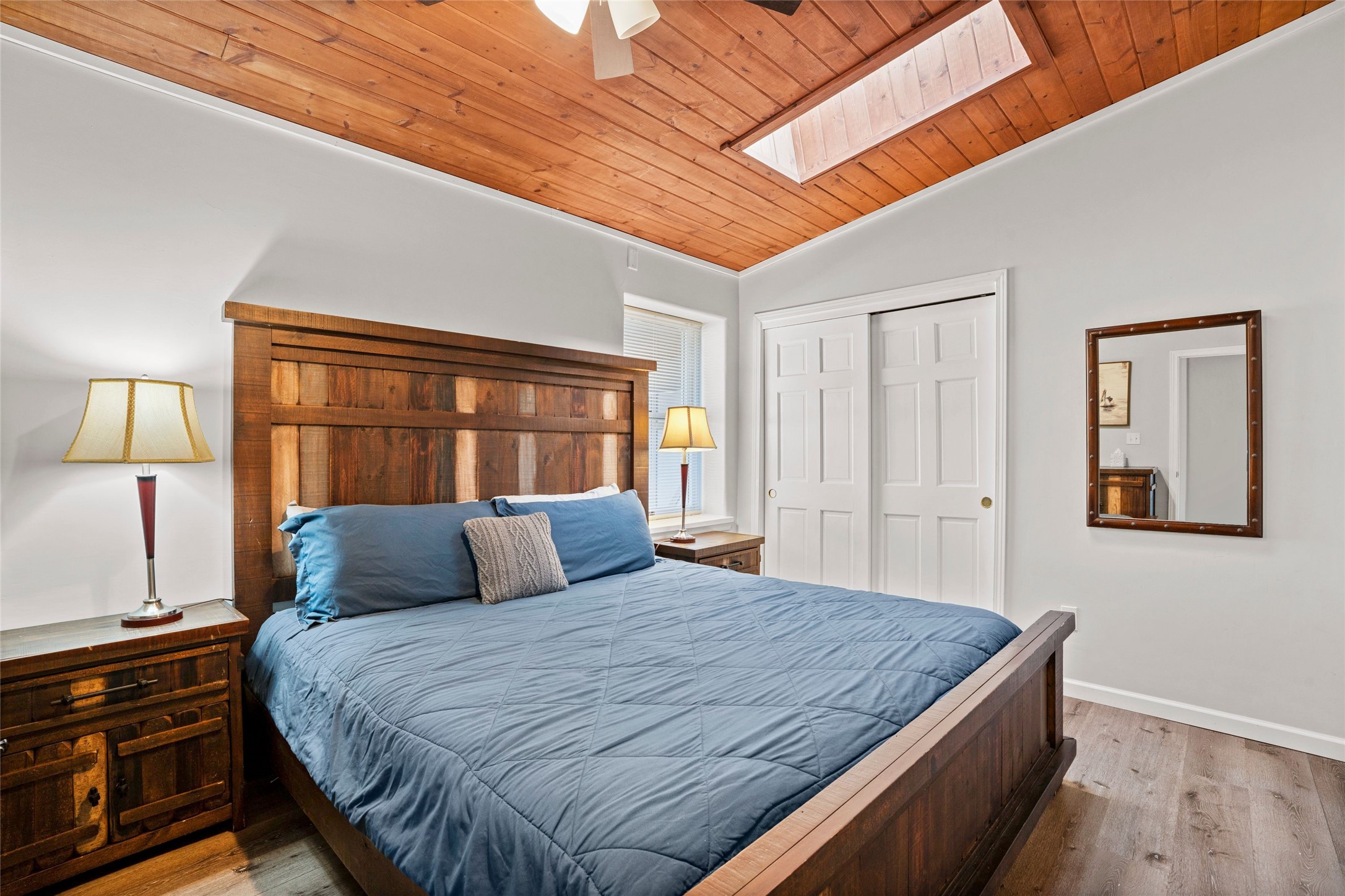 1661 Cerro Gordo Road, Unit E Santa Fe, NM 87501 - Photo 27 of 50 Casita Bedroom
