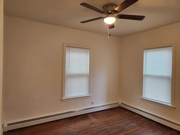 $3,000 | 107 Hollingsworth Street, Unit 1, Lynn, MA 01902