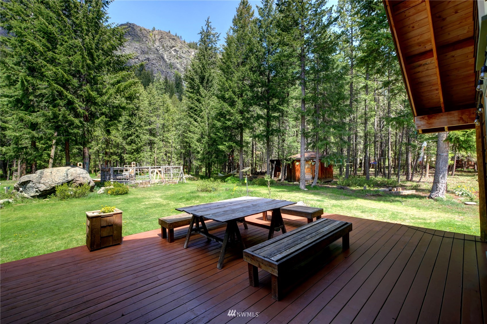 240 Lost River Road Mazama, WA 98833 - Photo 15 of 39 Gallery Image 15