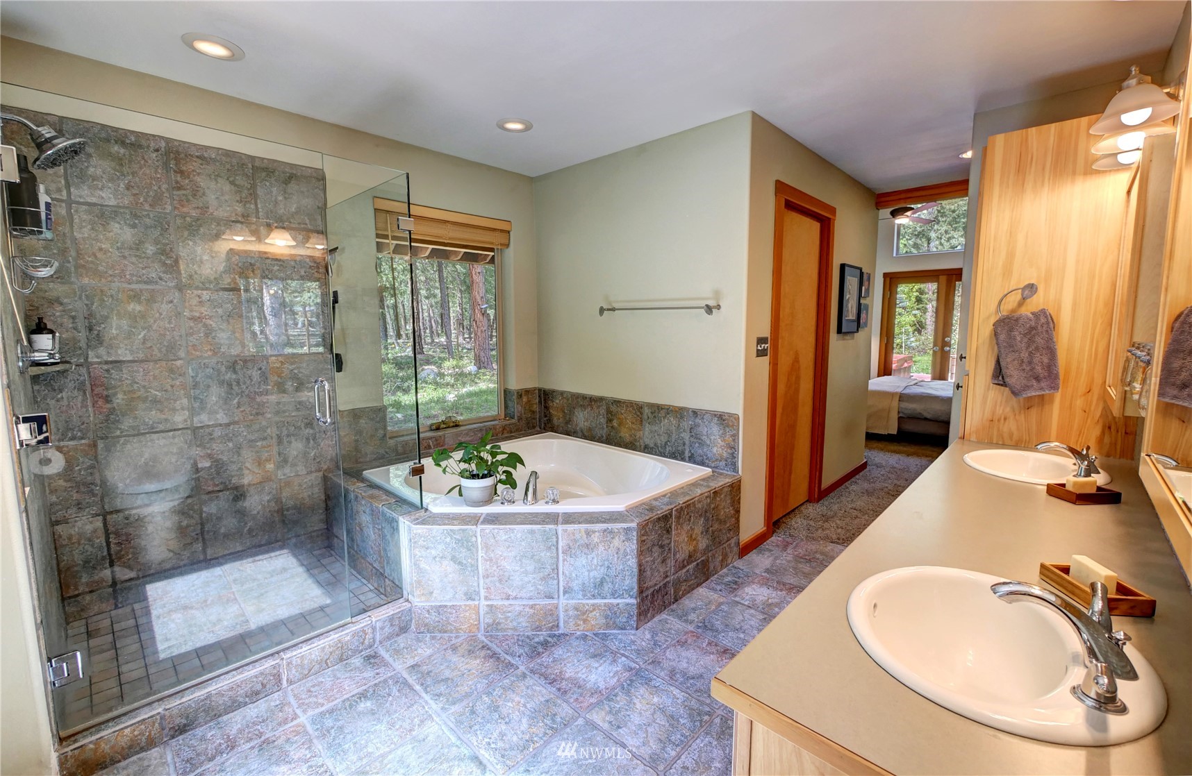 240 Lost River Road Mazama, WA 98833 - Photo 21 of 39 Gallery Image 21
