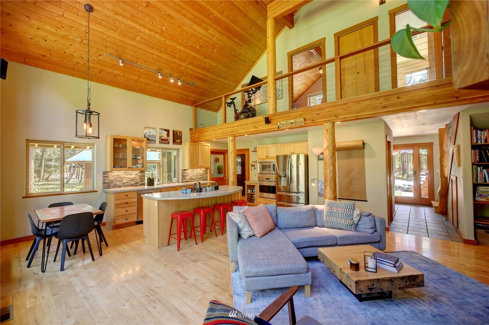 240 Lost River Road Mazama, WA 98833 - Photo 4 of 39 Gallery Image 4