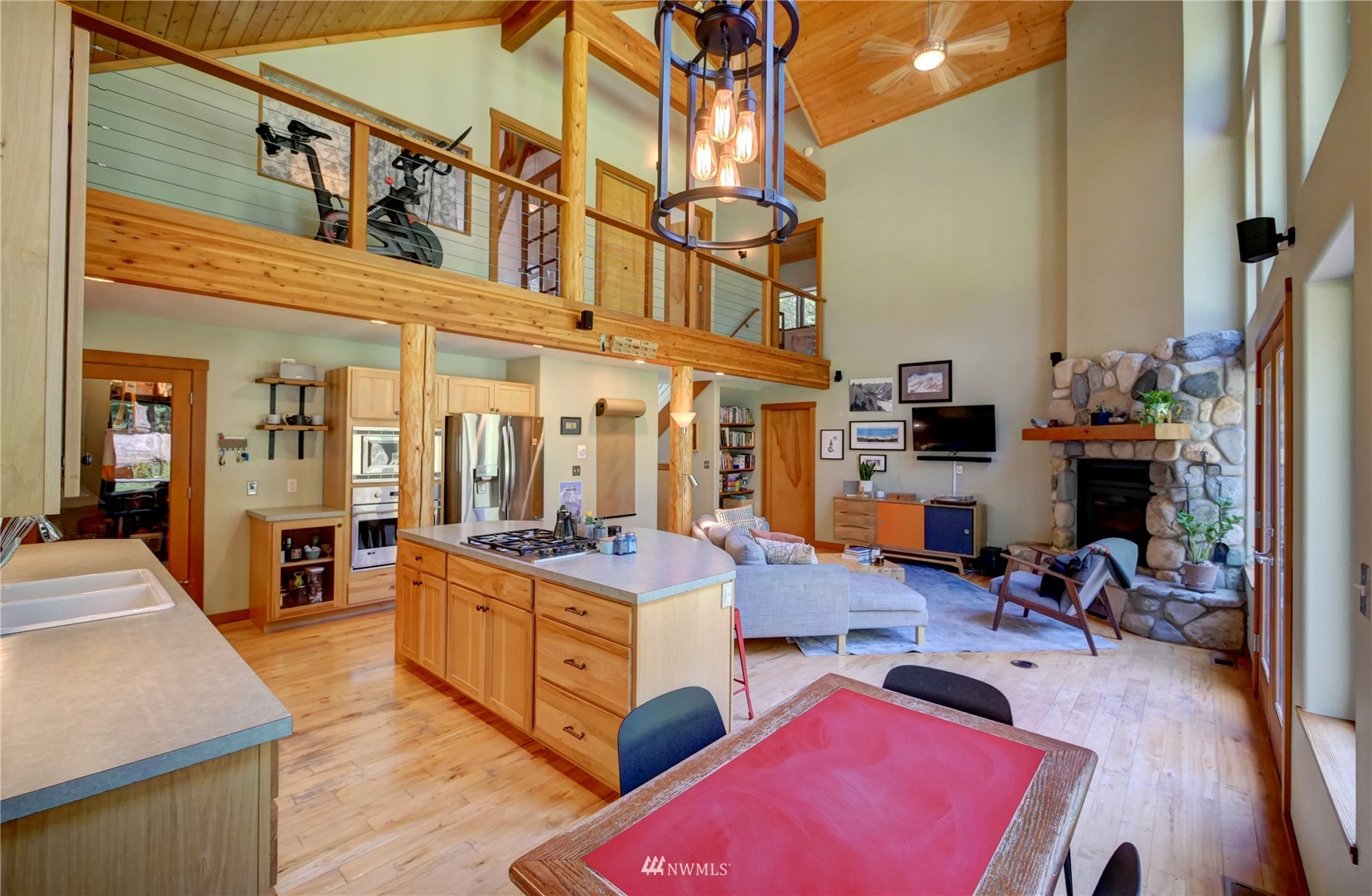 240 Lost River Road Mazama, WA 98833 - Photo 7 of 39 Gallery Image 7
