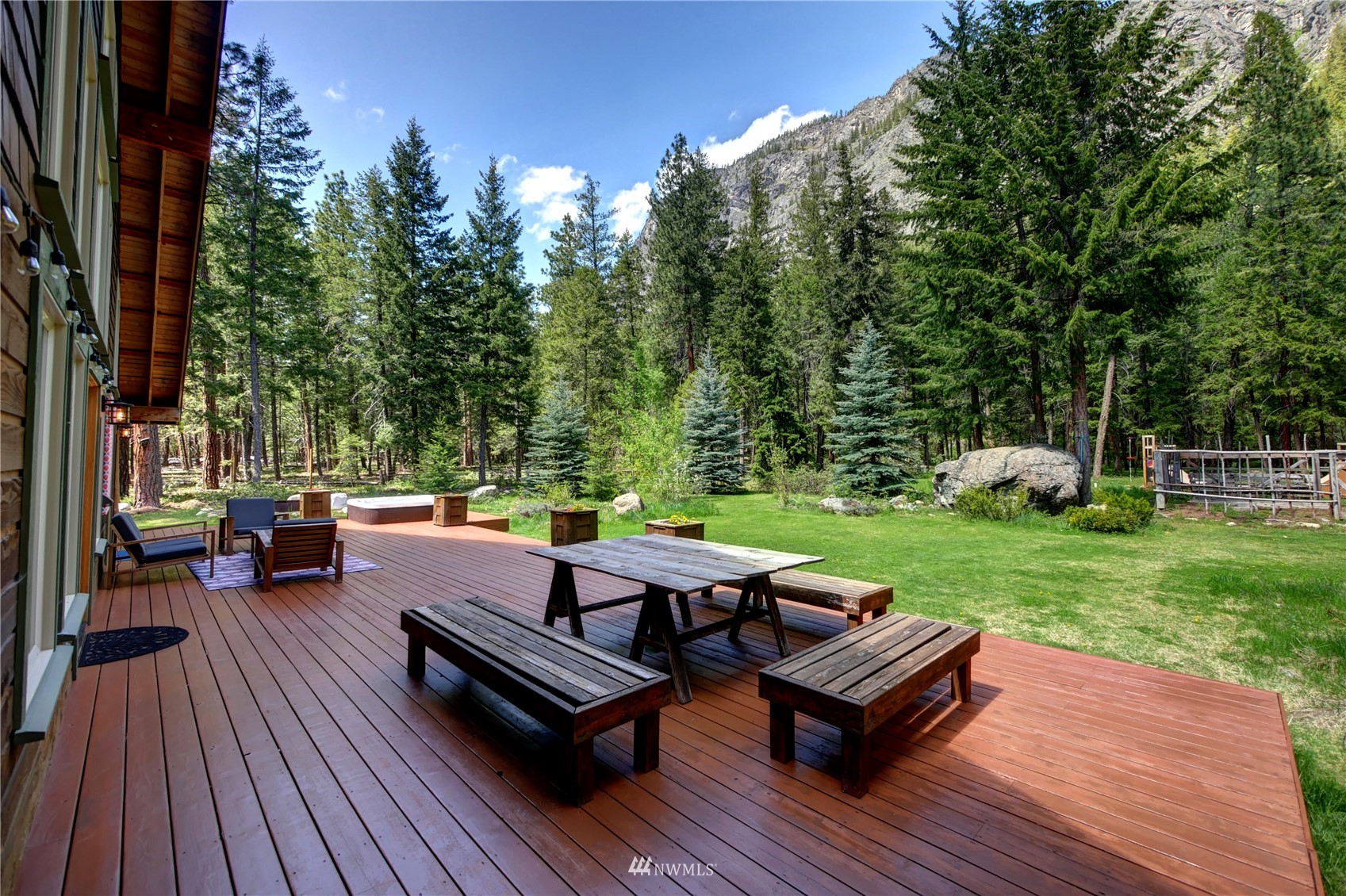 240 Lost River Road Mazama, WA 98833 - Photo 8 of 39 Gallery Image 8
