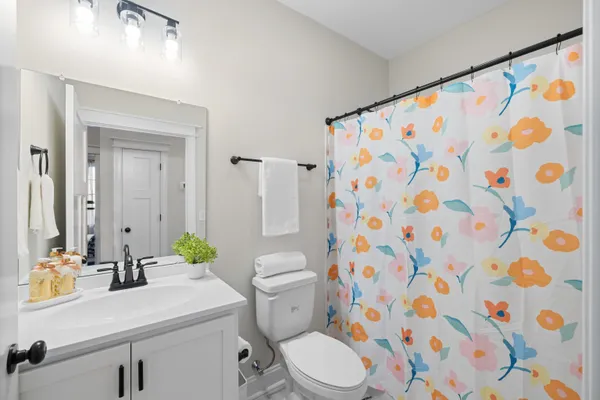 $599,900 | 45 Rolling Oaks Drive, Fishersville, VA 22939